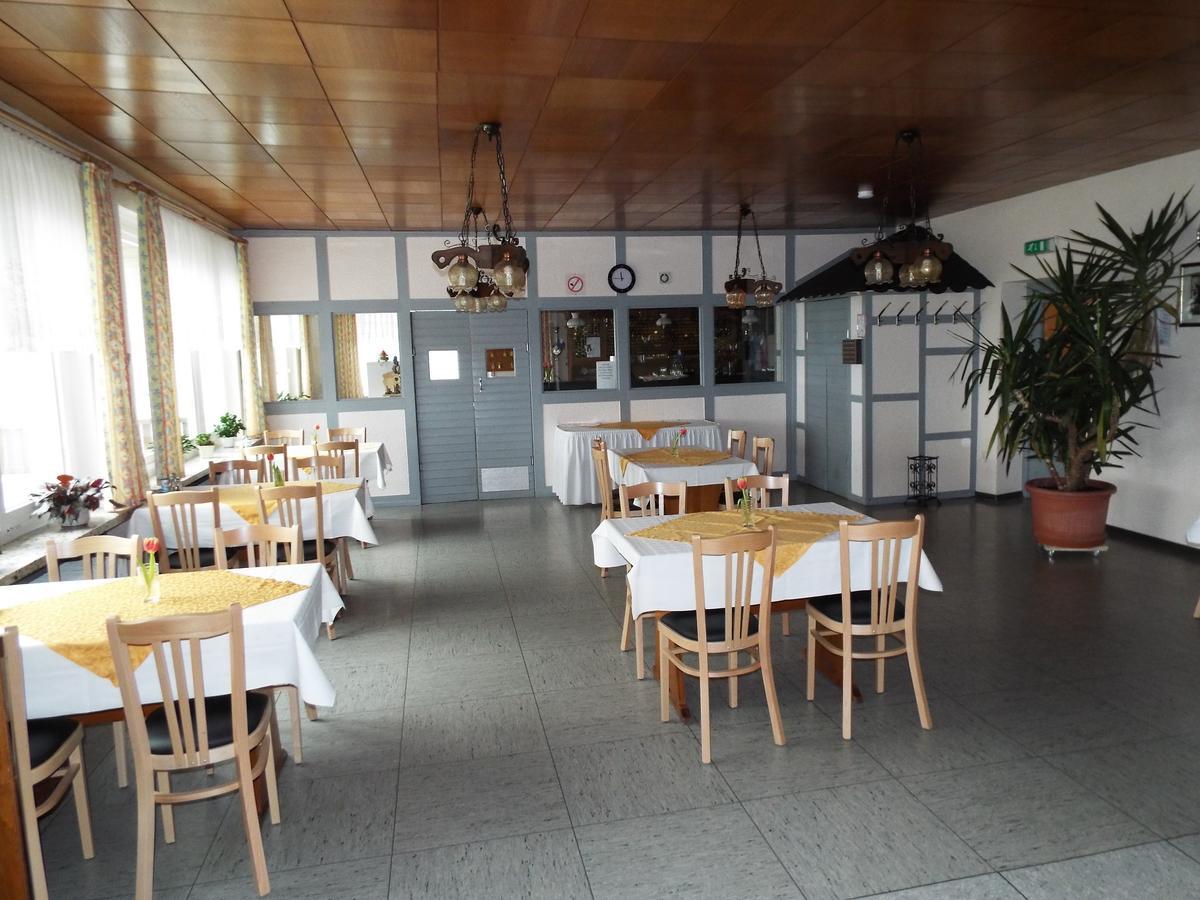 Hotel Garni Zum Reinhardswald Gewissenruh Exterior photo