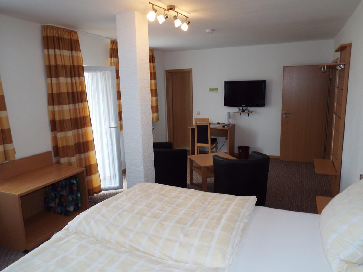 Hotel Garni Zum Reinhardswald Gewissenruh Room photo