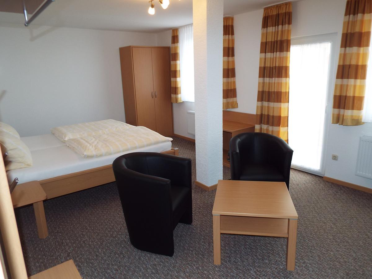 Hotel Garni Zum Reinhardswald Gewissenruh Room photo